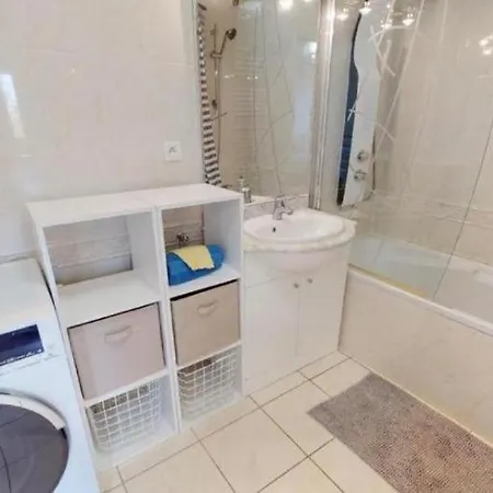 Gare Flandres Hyper Centre Rue De Bethune